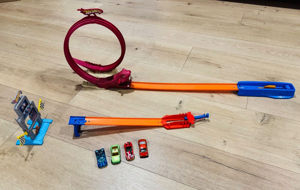 Dwa tory hot wheels