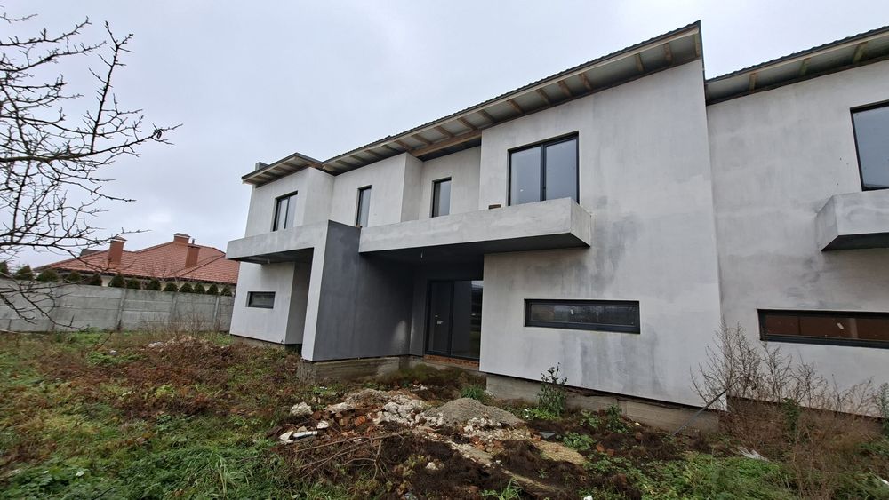 Продаж Таунхаус 145м². Ділянка 2сот. Готовий до ремонту. Комунікації