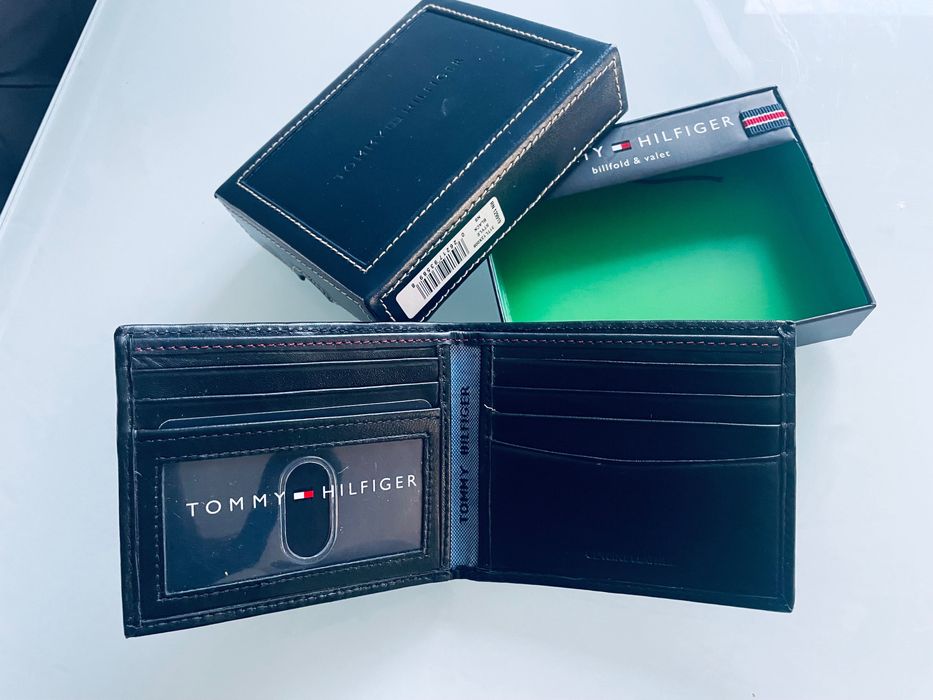 Nowy z opakowaniem portfel męski Tommy Hilfiger