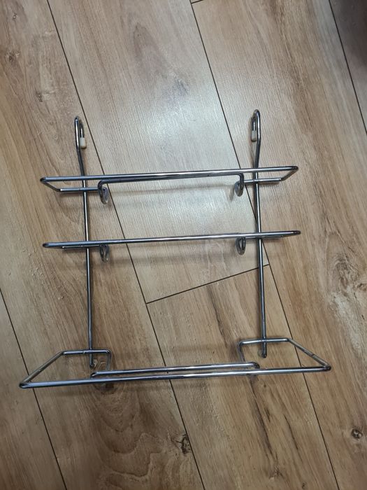 Reling na ręczniki papierowe, folię spożywczą i folię aluminiową