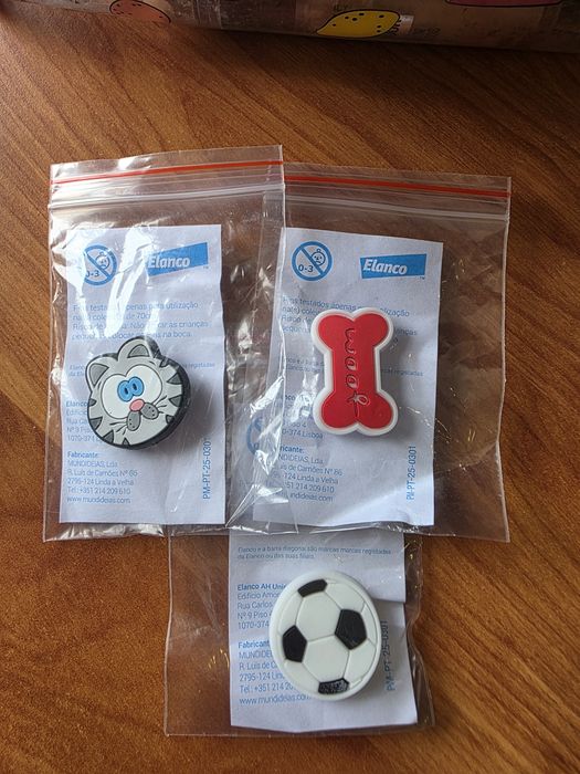 Pins para coleiras - Gatos