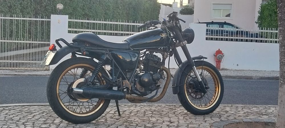 Mash seventy 125cc Cafe Racer