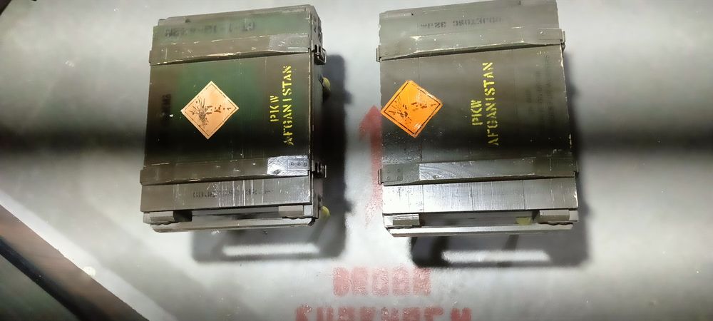 Loft militarne szafki design