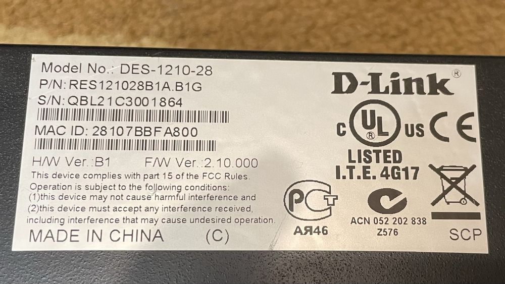 Комутатор D-Link DES 1210 28 керований