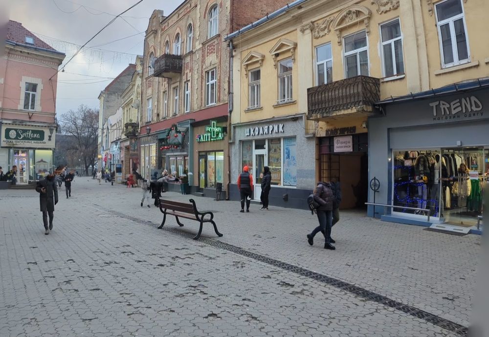 Електрика завжди,Корзо 11,у провулку комерція