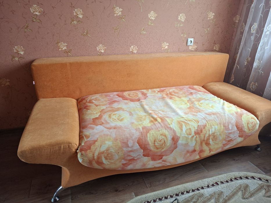 Продам розкладний диван