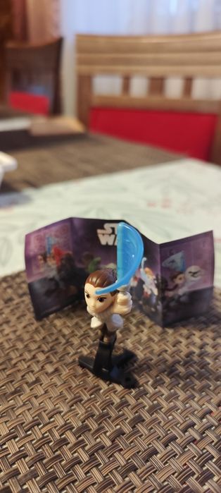 Star Wars figurki Kinder niespodzianka
