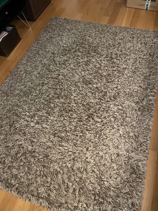 Dois Tapetes Felpudos de Sala