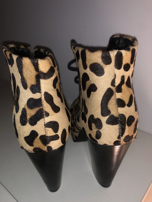 Vendo botas leopardo