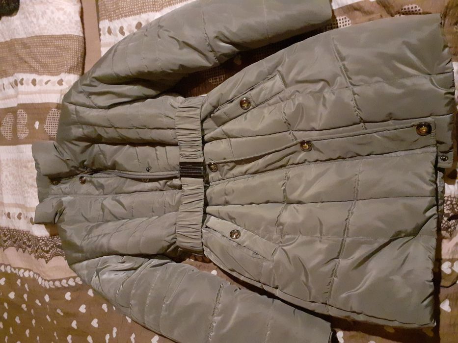 Kurtka zimowa M/L beżowa