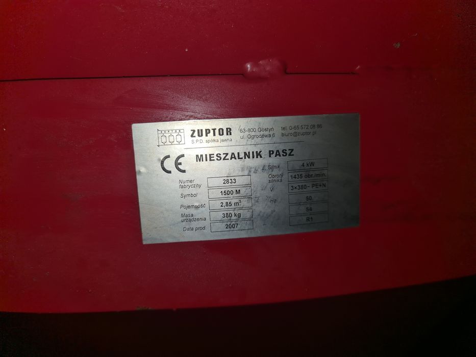 Mieszalnik 1500 kg, śrutownik ssąco tłoczący Zuptor