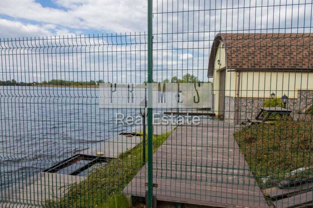 Продаж котеджного містечка в садовому товаристві, Вишеньки
