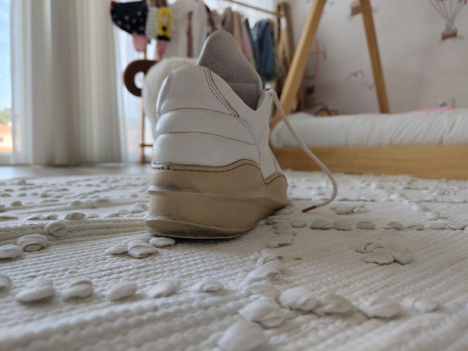 Filling Pieces Low Top