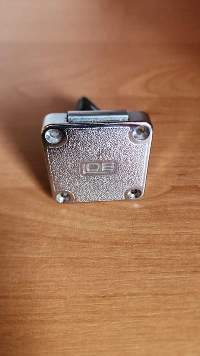 Zamek meblowy OB
