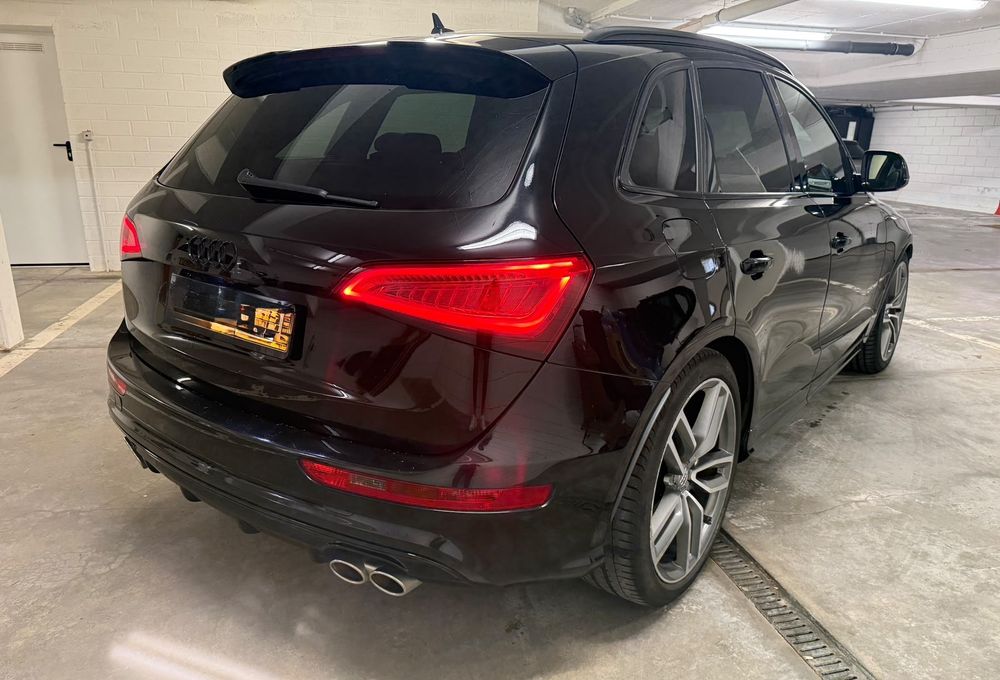 AUDI    SQ5 313cv