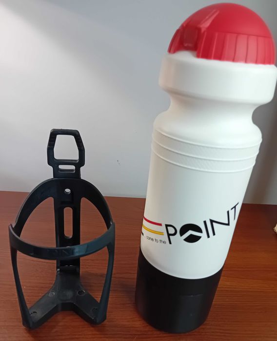 Koszyk, bidon i zestaw narzędzi do naprawy roweru/Zestaw retro 3 w 1/.