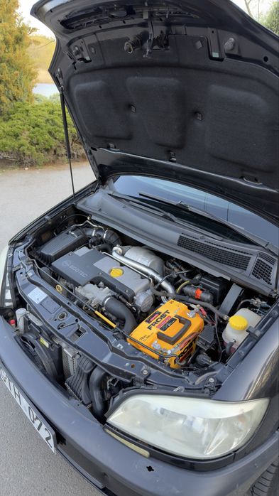 Opel Zafira 2.2 Турбодизель
