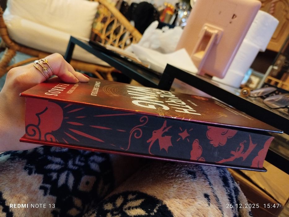 Książka pt Fourth Wing Czwarte Skrzydło