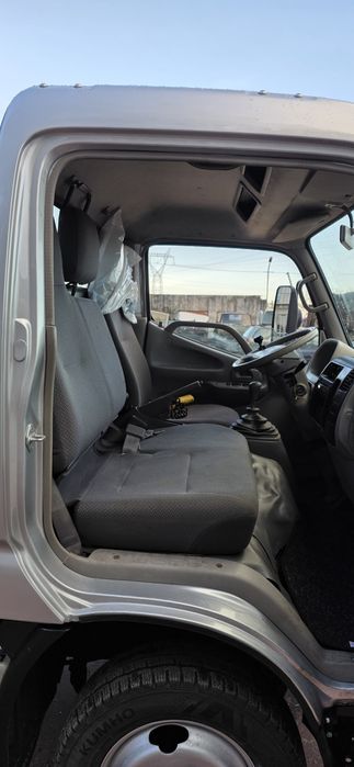 Toyota Dyna 2010, 150.000km basculante tri lateral ligeira