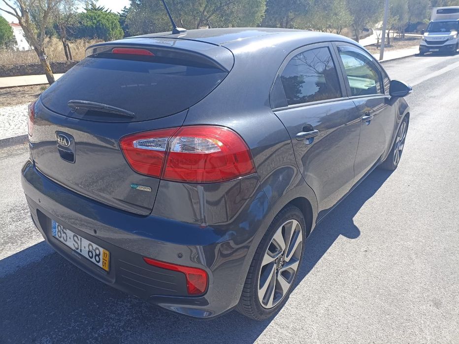 Kia Rio 1.2 Gasolina | Janeiro 2017 | 100.000 km | Único Proprietário — photo 4