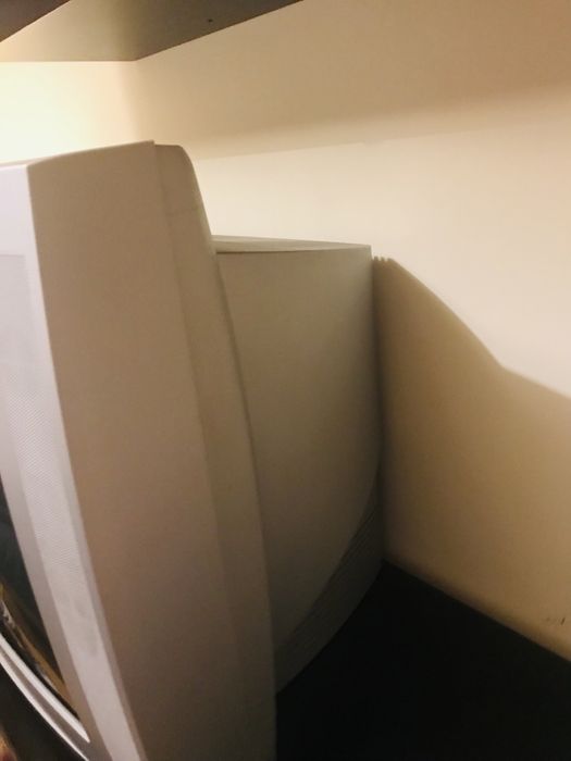 Televisão de 27 polegadas