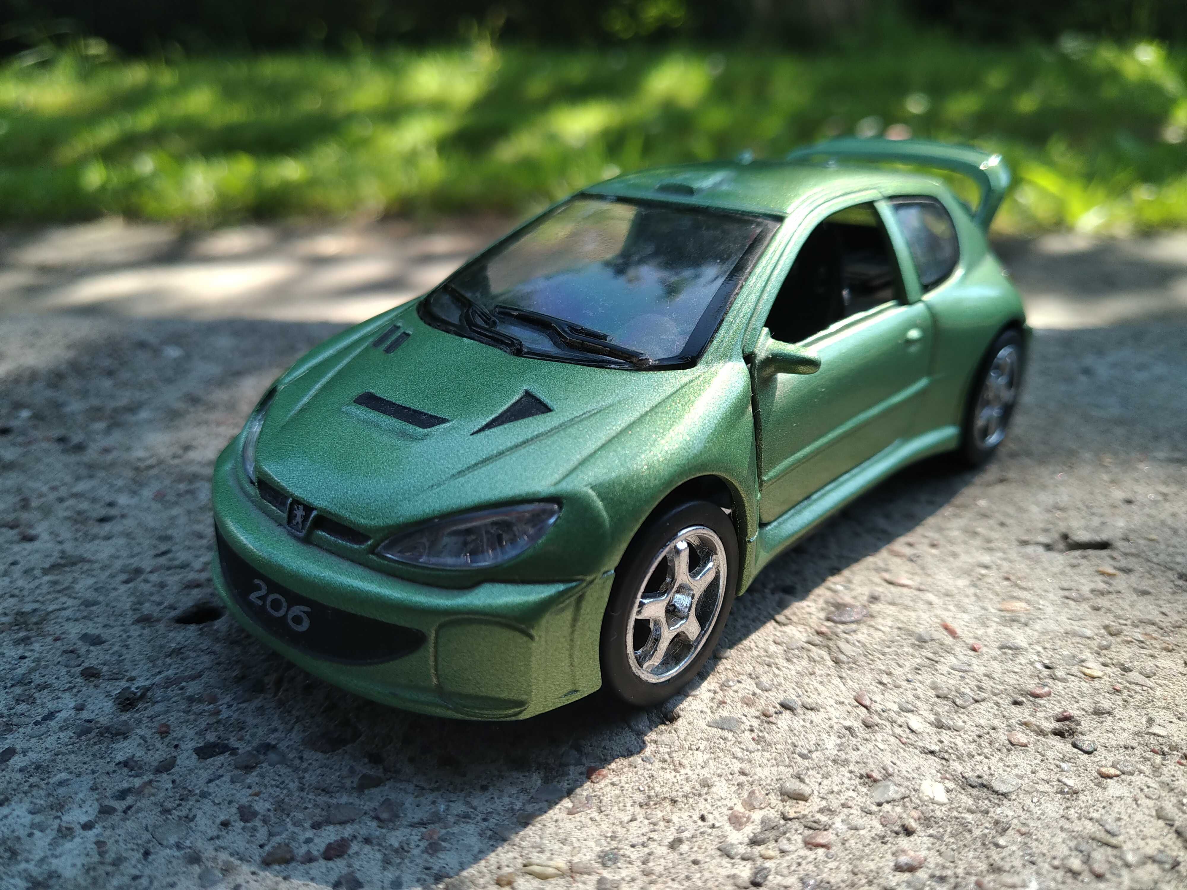 Saico 2002 PEUGEOT 206 WRC ミニカー