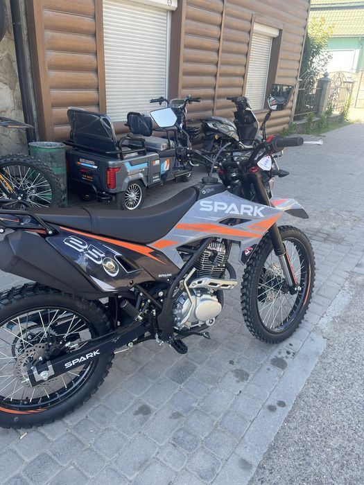 Новинка 2026 року!!! Мотоцикл SPARK SP250CR-4