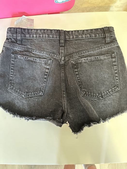 Шорти Zara розір 38