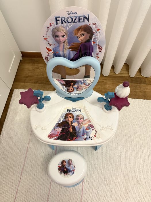 Tocador frozen de criança