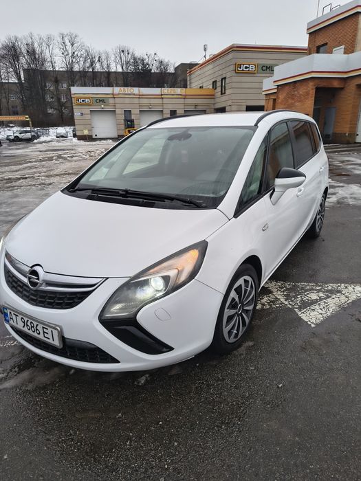 Продам авто Opel Zafira Tourer