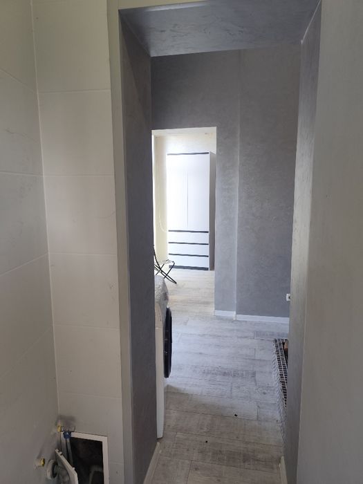 продам чатинну банку,, квартиру на землі вул ,М Грушевського
