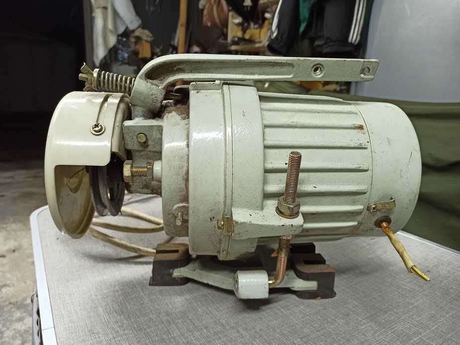 Сервомотор ASM Cluth motor YSL 22-2. Двигун для швейної машини.