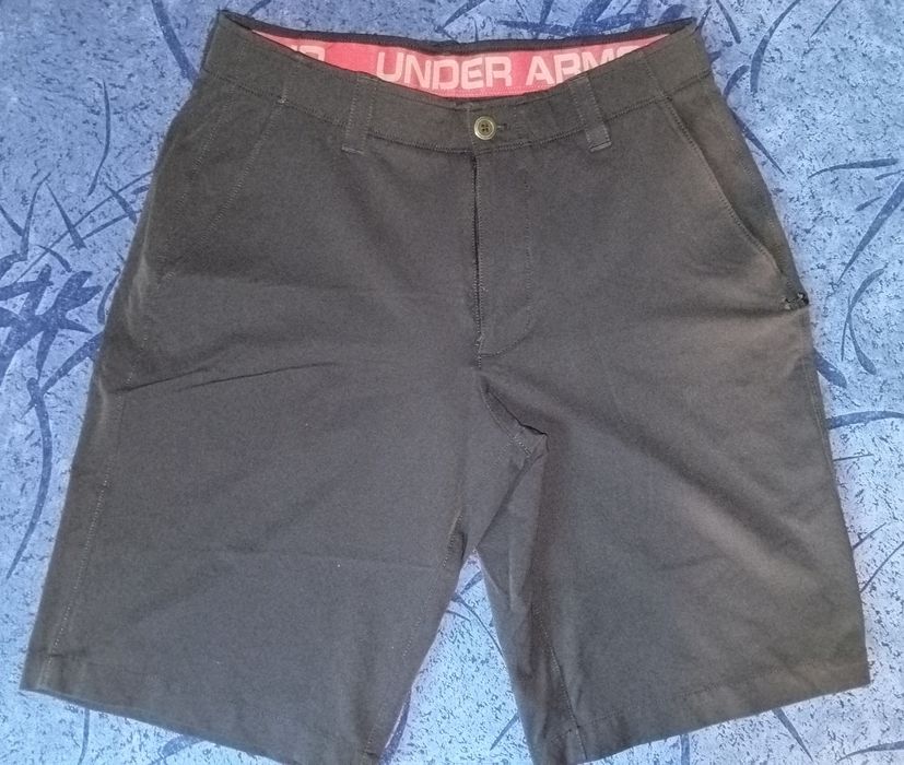 Шорти чоловічі Under Armour.