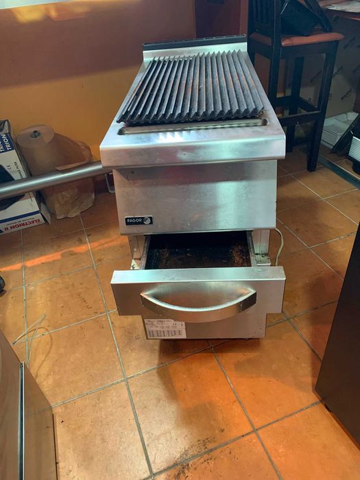 grill gazowy lava
