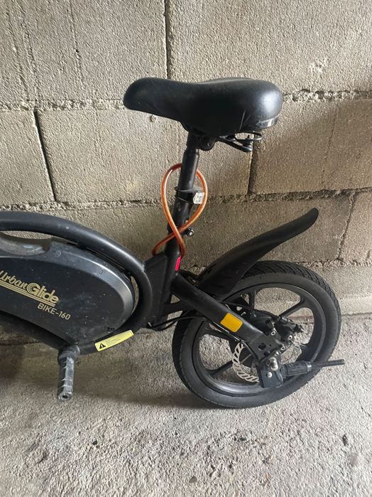 Bicicleta elétrica UrbanGlide 160 preta