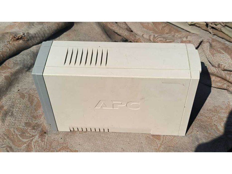 Бесперебійник APC 650Va 400Вт 12в синусоїда