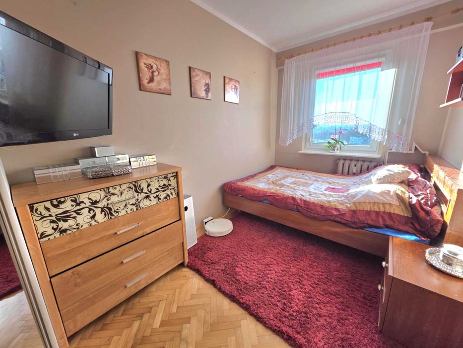 Wynajmę 4 pokoje  [69,6+6,6]m2 ul.Fałata- blisko EMKA
