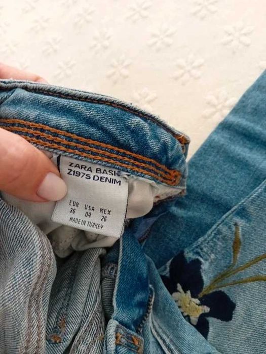 Conjunto 2 peças - Top Bershka e calças Zara - Tamanho S/36
