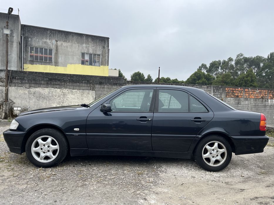 Mercedes Benz C220