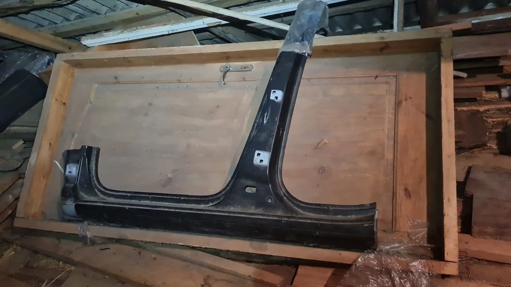 Кузовщина Renault Clio III 1.2 TCE D4F H784 двигун  четверть поріг