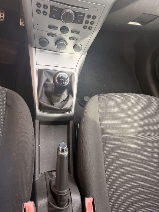Opel Astra.  1.3