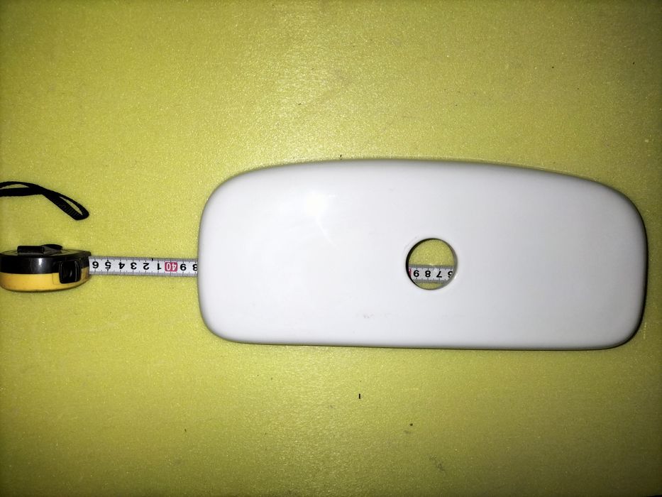 Крышка на бачок унитаза