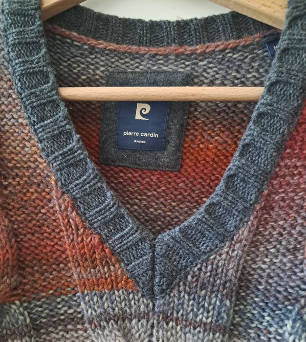 Sweter jesienny z dobrej jakości wełną