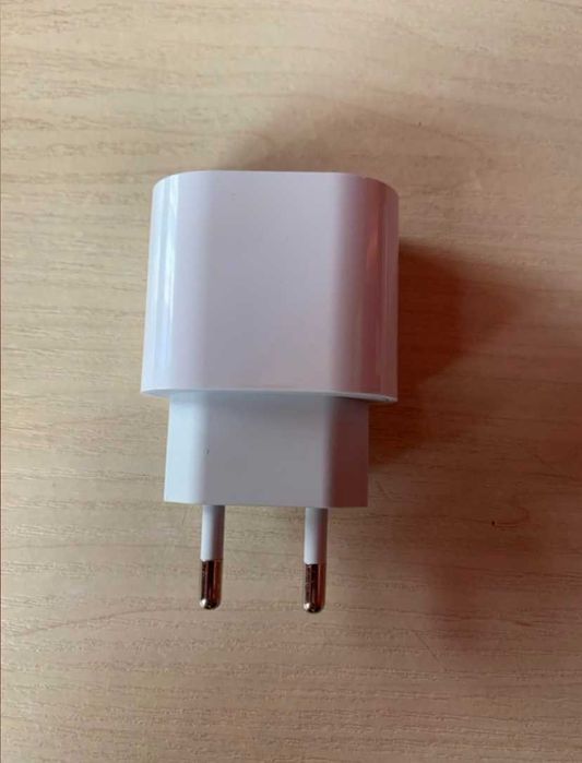 Зарядний кабель Apple 20W + Lightning кабель