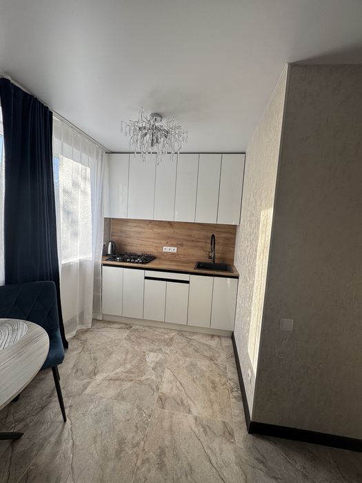 Продам 2-кімнатну квартиру в центрі Самара (район Ринку та Будинку побуту)
