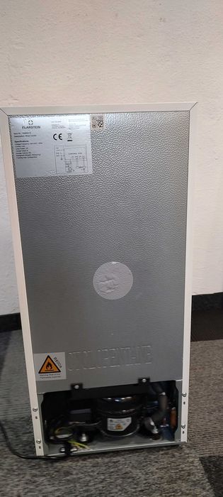 Lodówka do wina biała, winiarka 18But.  Klarstein   S-285