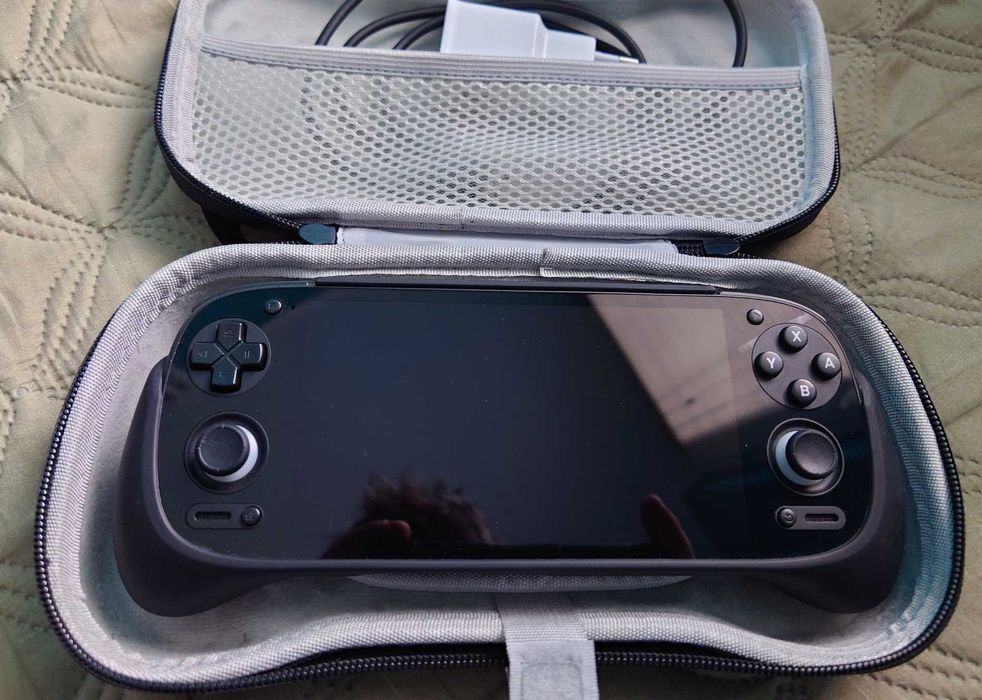 Retroid Pocket 5 +grip futerał szkło