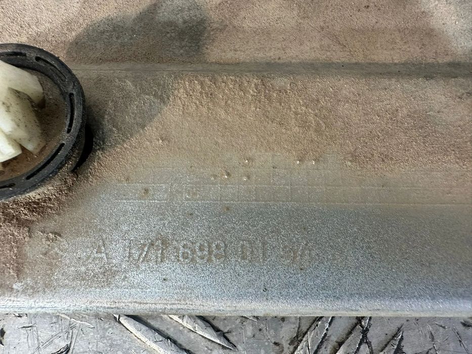 Embaladeiras Saias Esquerda Direita Originais Mercedes Benz SLK R171