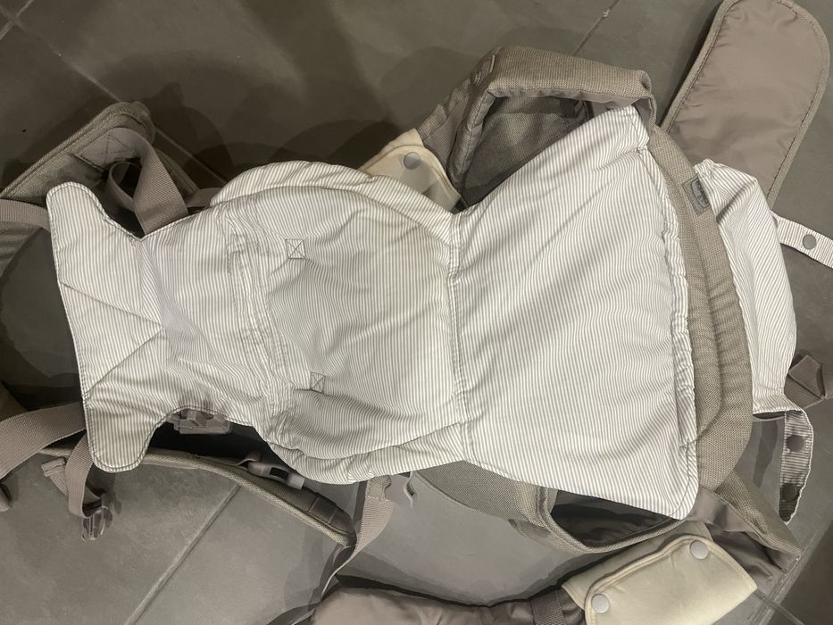 Chicco hip seat carrier 3-in-1