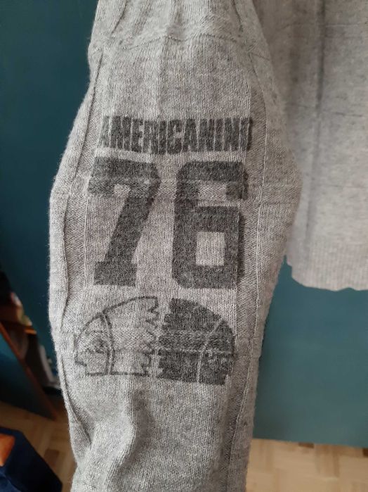 Sweter w serek, rozmiar L, Americanino